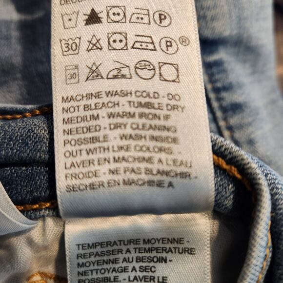 Levi's Women's Classic Bootcut Jeans Medium Wash Size 4 - Picture 8 of 8